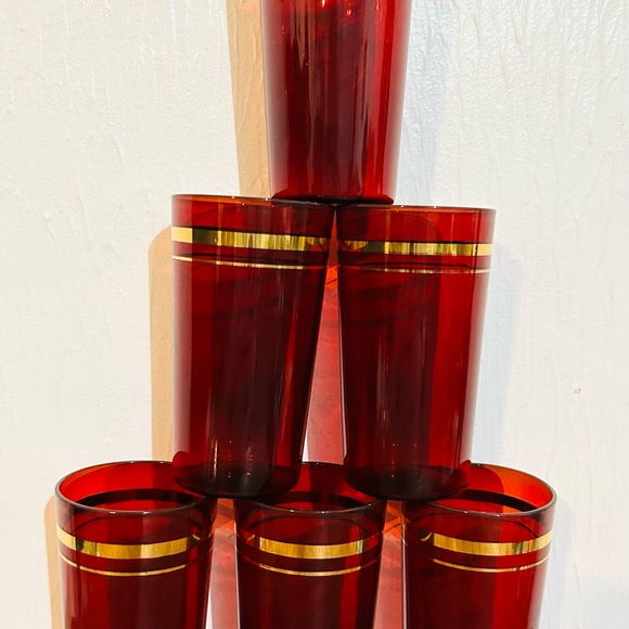 Set Of 6 Vintage Ruby Red With Gold Trim Drinking Glasses/ Vintage Glassware - Picture 8 of 14